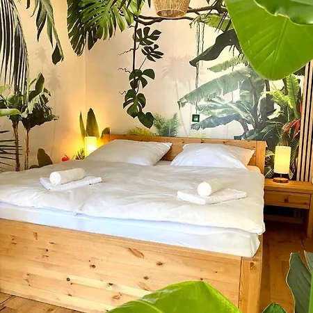 Jungle Suite Mit Balkon I Parkplatz I Zentrum * Kempten